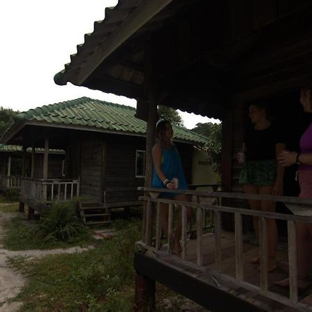 Mad Monkey Koh Rong Samloem Pansiyon Koh Rong Sanloem Dış mekan fotoğraf